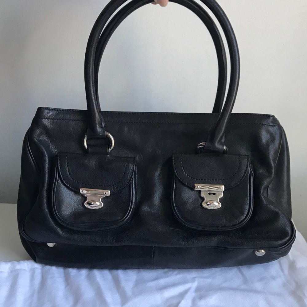 Classic MARC JACOBS black leather shoulder bag